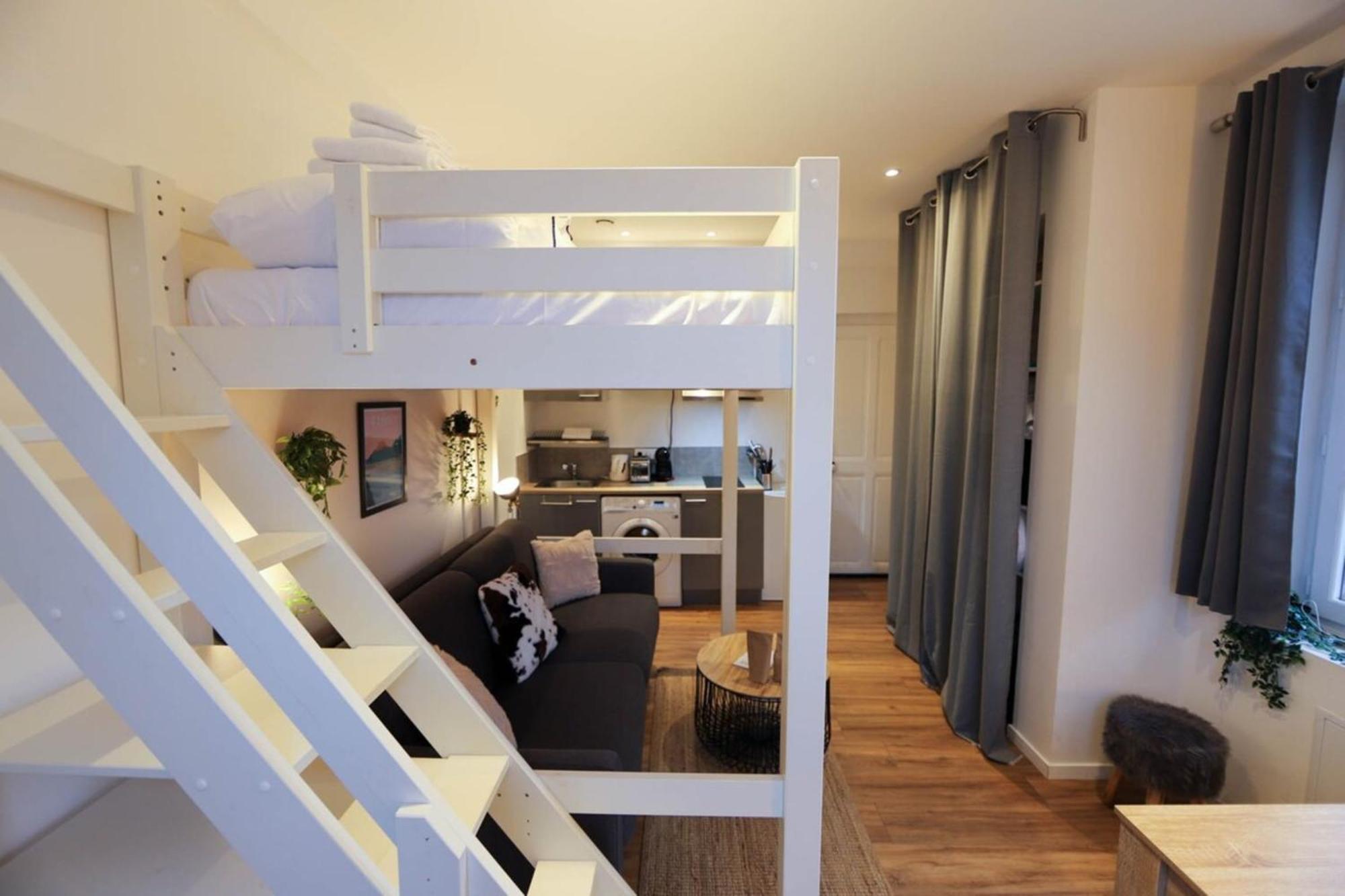Le Petit Plus - Studio Confortable Avec Parking Lägenhet Annecy Exteriör bild